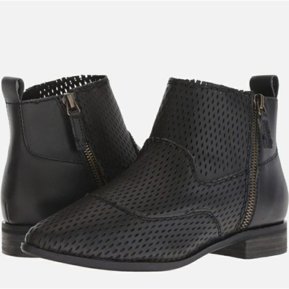 Kelsi Dagger Alaska Black Perforated Leather Ankle Boots NWT 9.5 Block Heel Moto